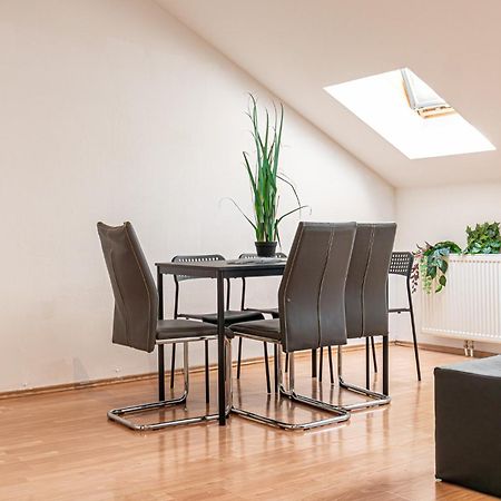 Cozy 1Br Apt Comfortable Design/@ Schoenbrunn เวียนนา ภายนอก รูปภาพ