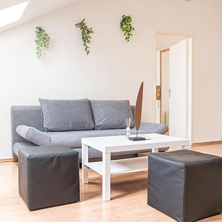 Cozy 1Br Apt Comfortable Design/@ Schoenbrunn เวียนนา ภายนอก รูปภาพ