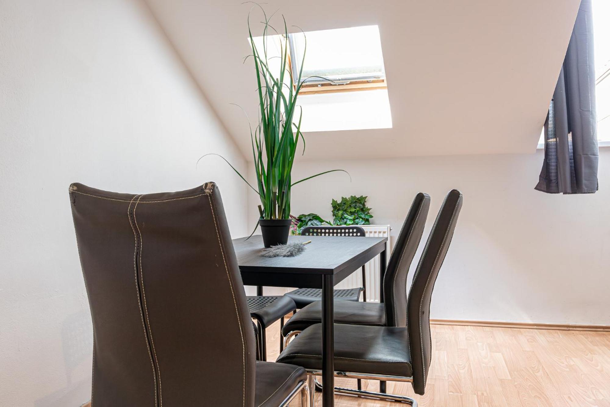Cozy 1Br Apt Comfortable Design/@ Schoenbrunn เวียนนา ภายนอก รูปภาพ